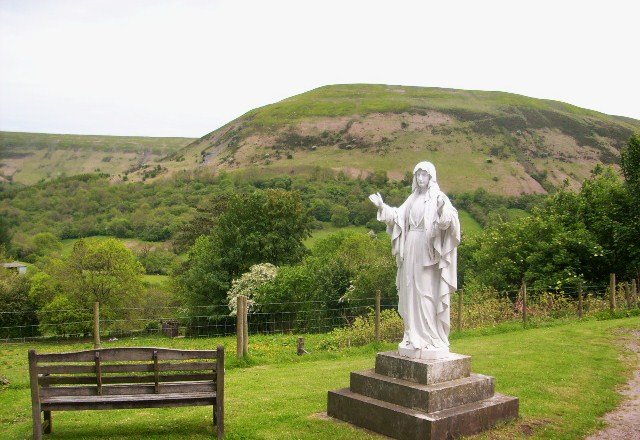 Llanthony abbey